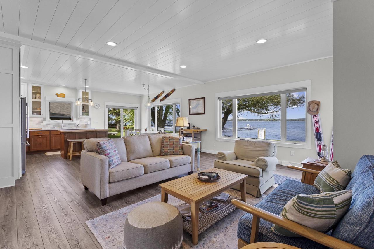 W3132 Blackbird Point Lane