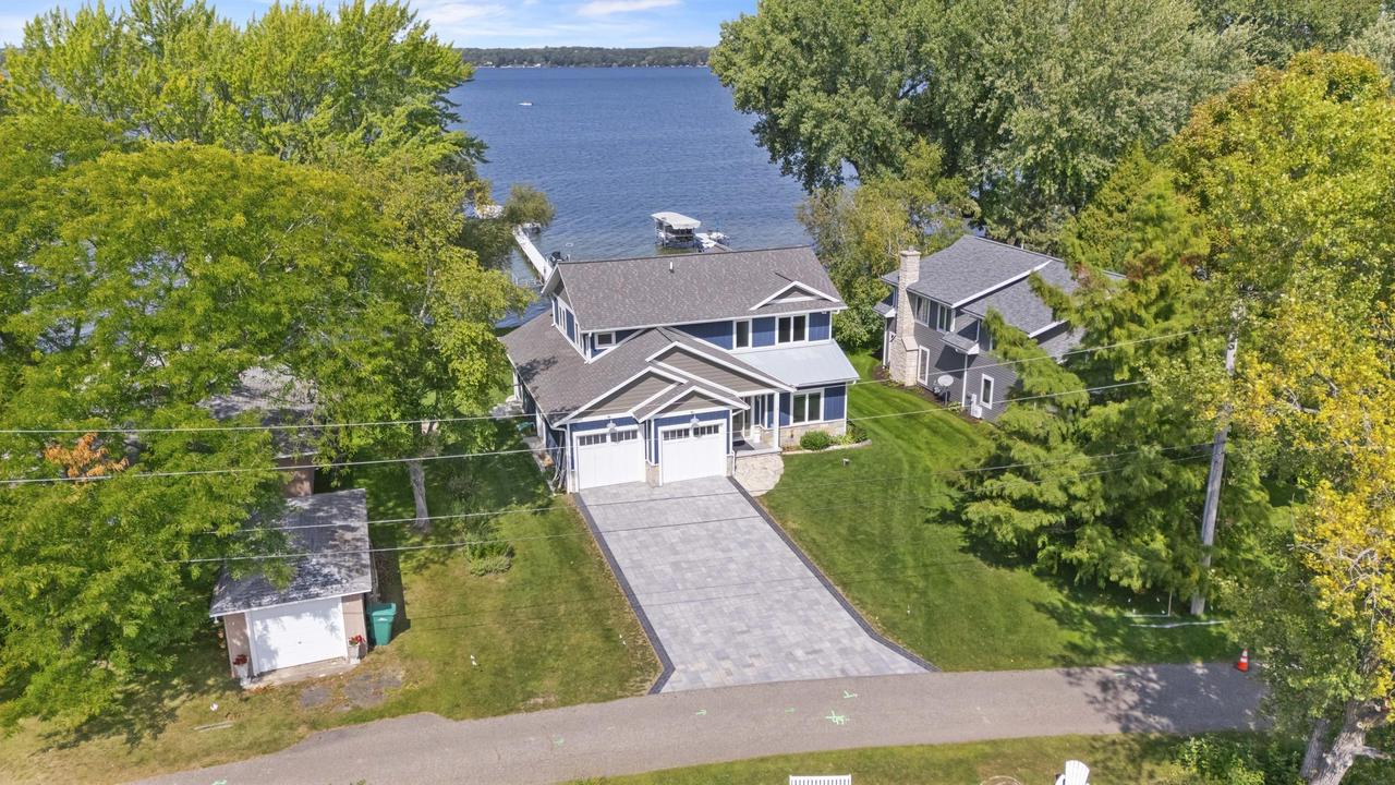 W3132 Blackbird Point Lane