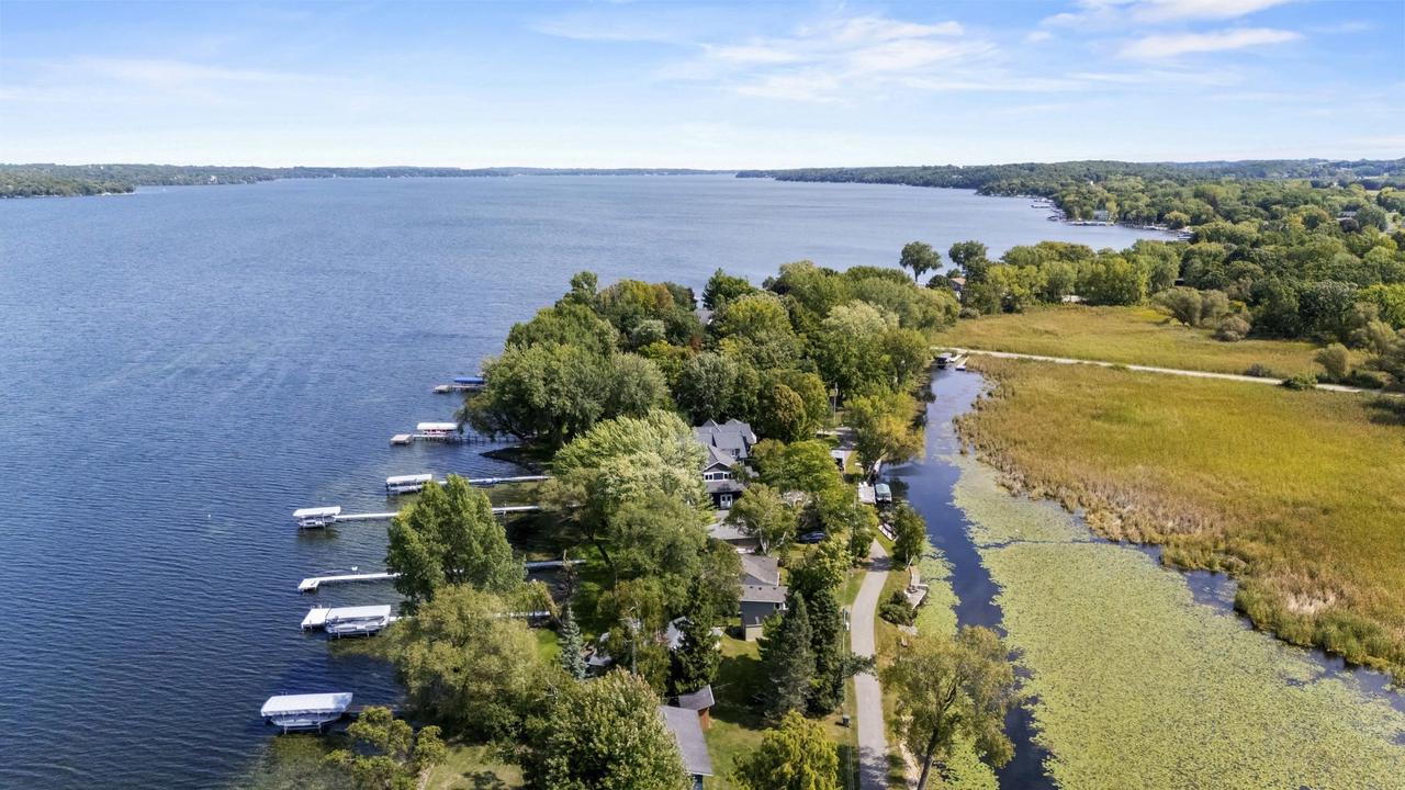 W3132 Blackbird Point Lane