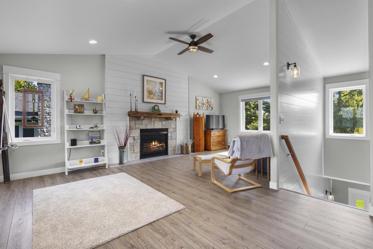 W3132 Blackbird Point Lane