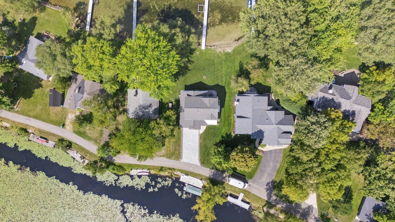 W3132 Blackbird Point Lane