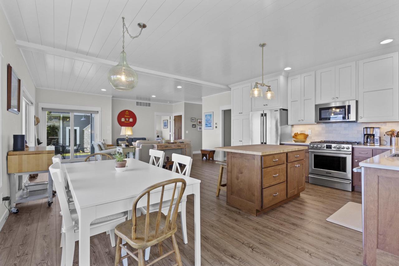 W3132 Blackbird Point Lane