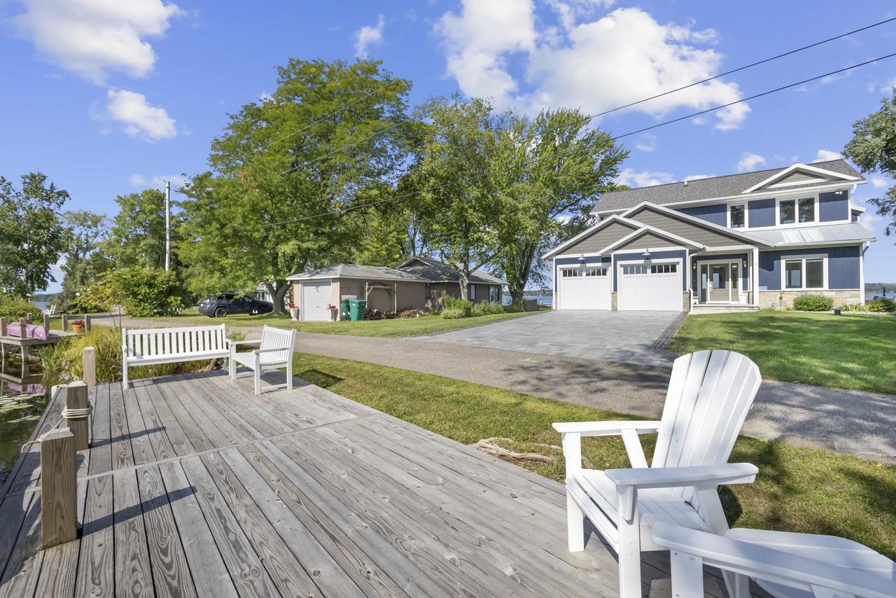 W3132 Blackbird Point Lane