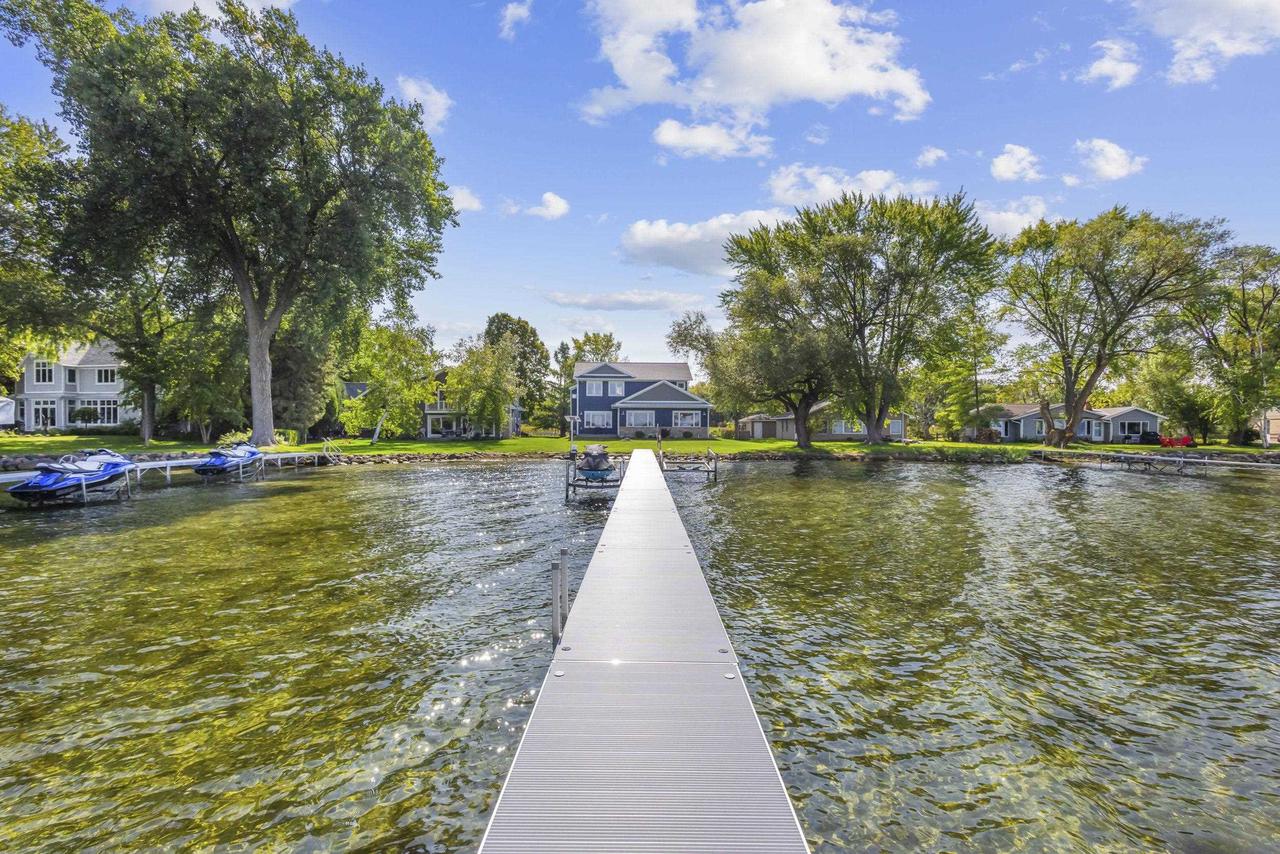 W3132 Blackbird Point Lane