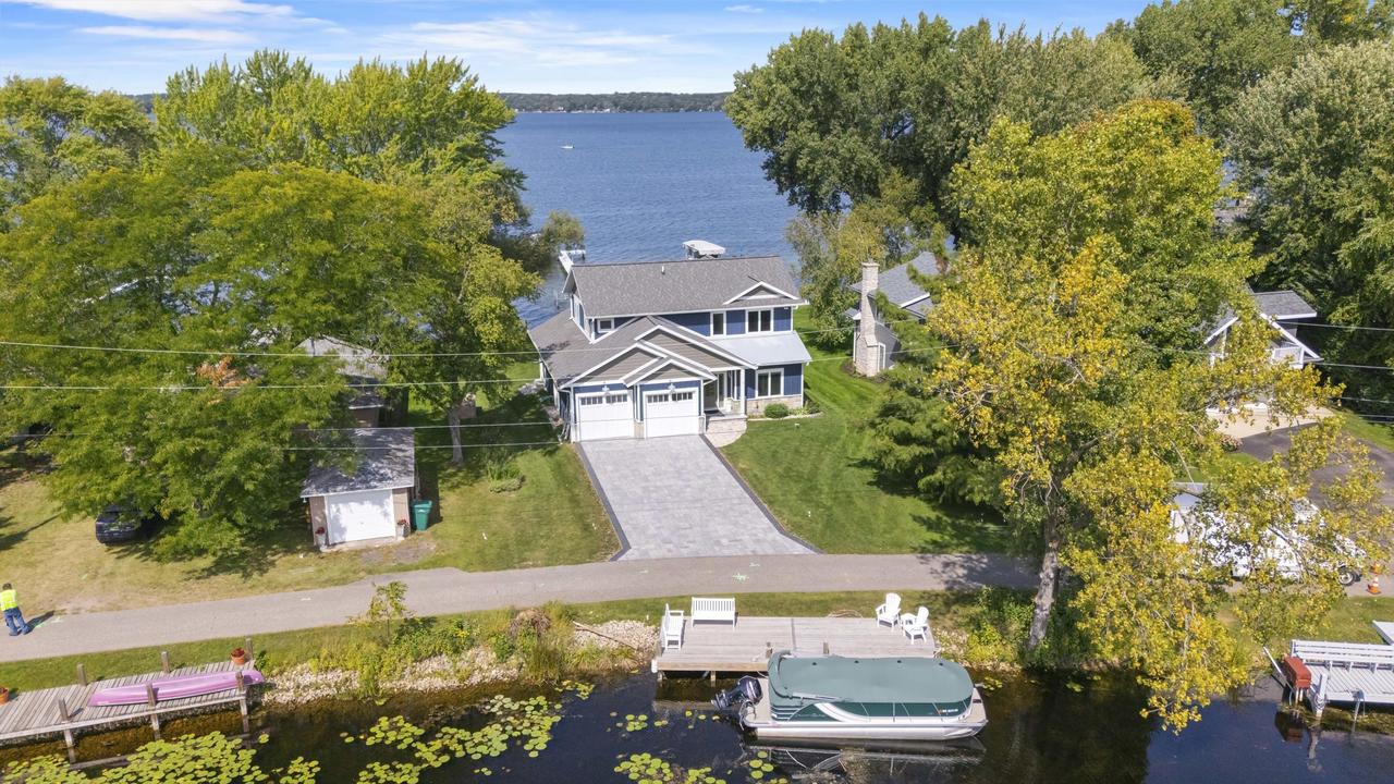 W3132 Blackbird Point Lane