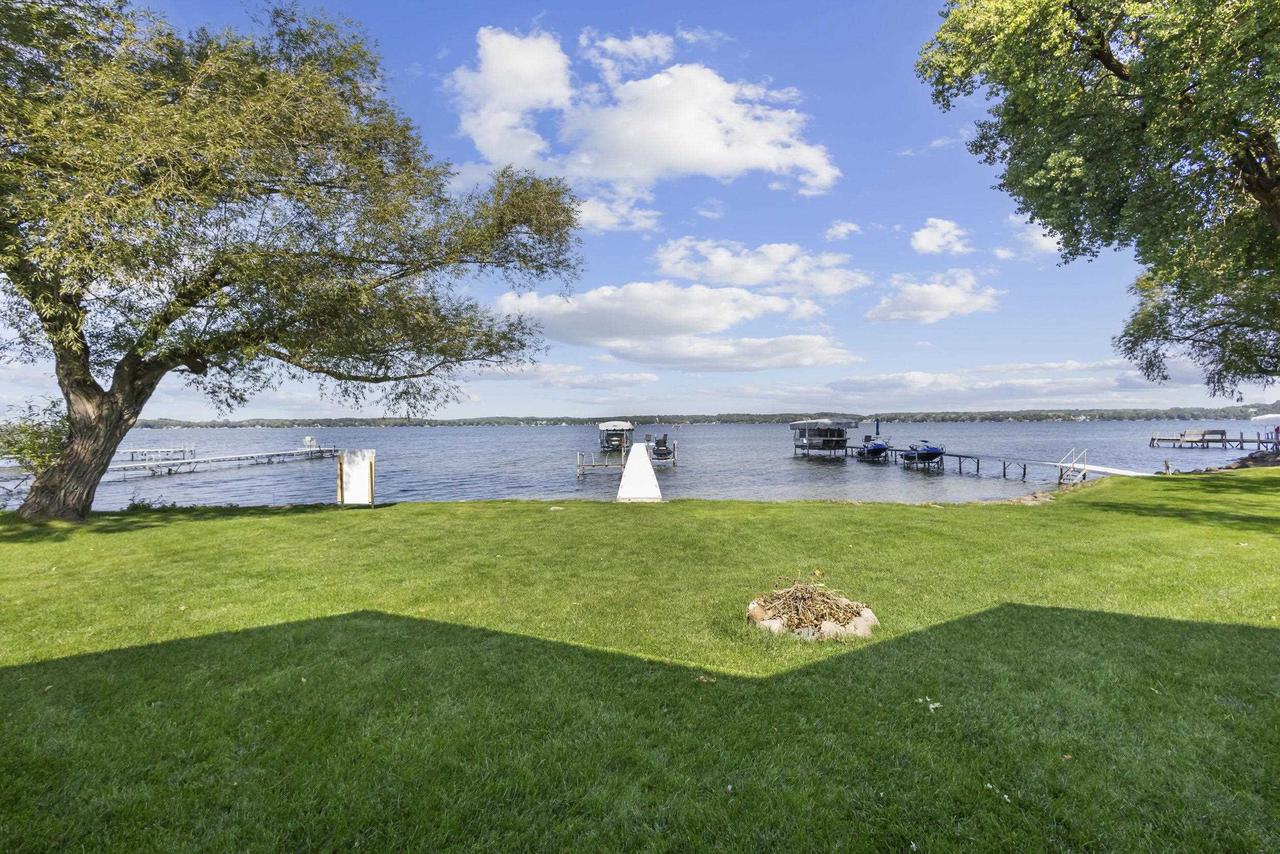 W3132 Blackbird Point Lane