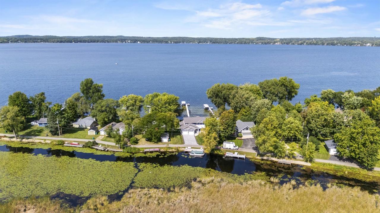 W3132 Blackbird Point Lane