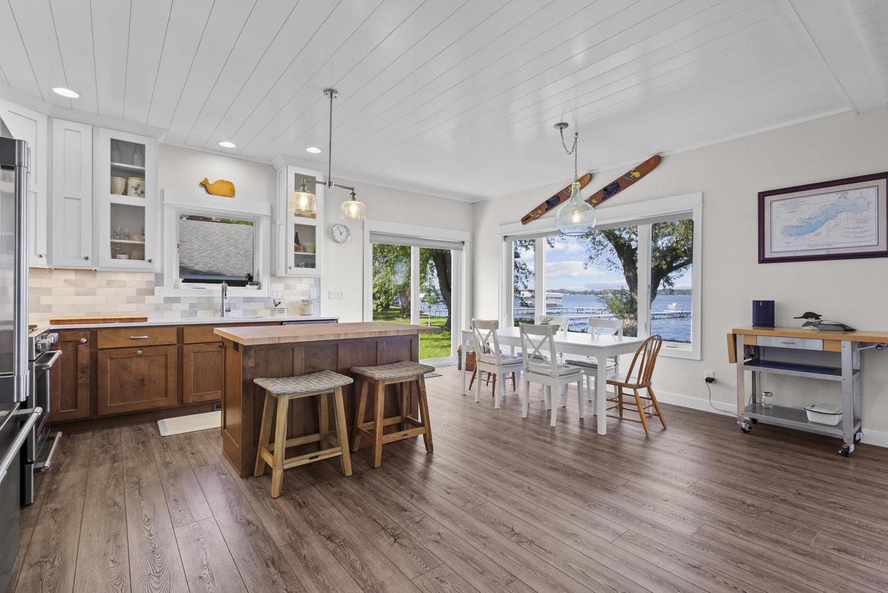 W3132 Blackbird Point Lane