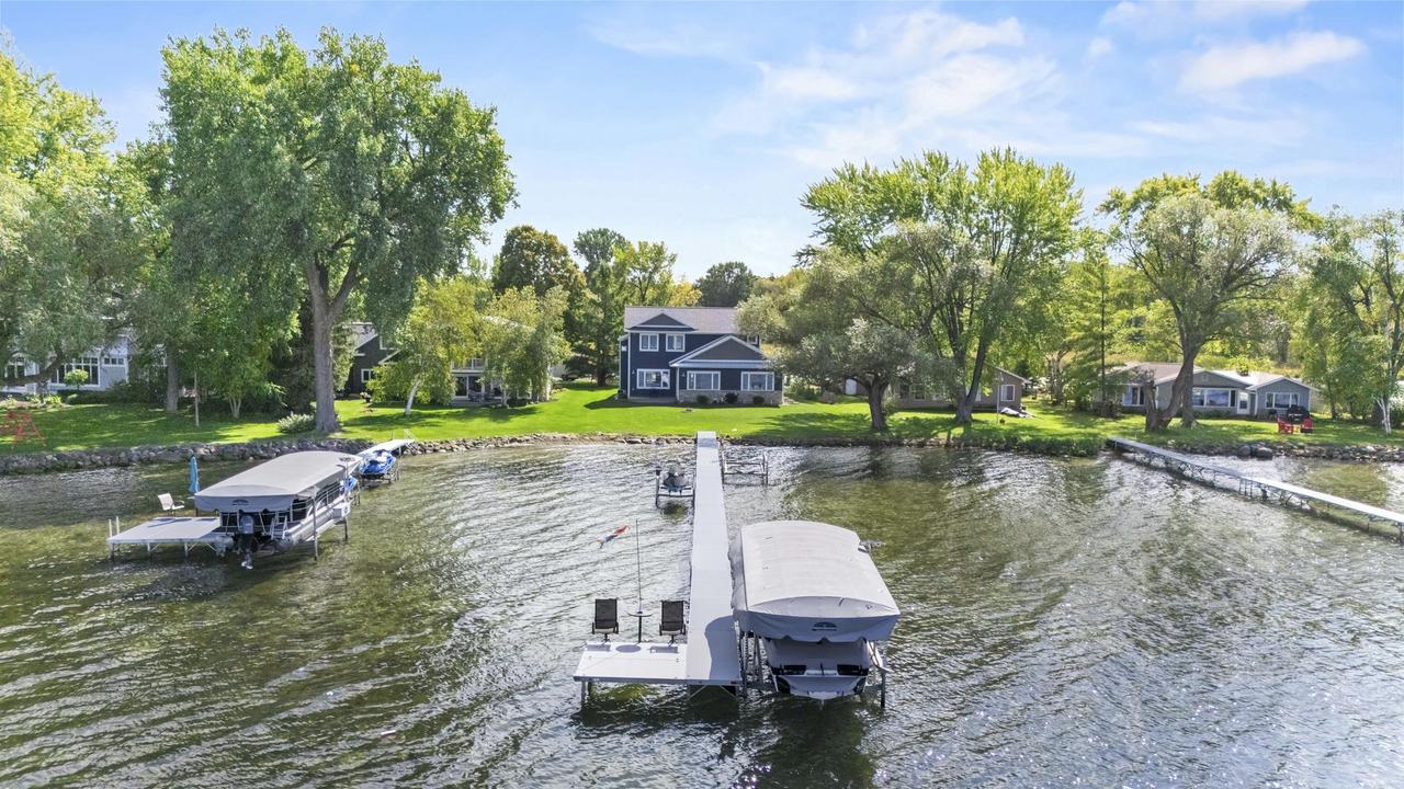 W3132 Blackbird Point Lane