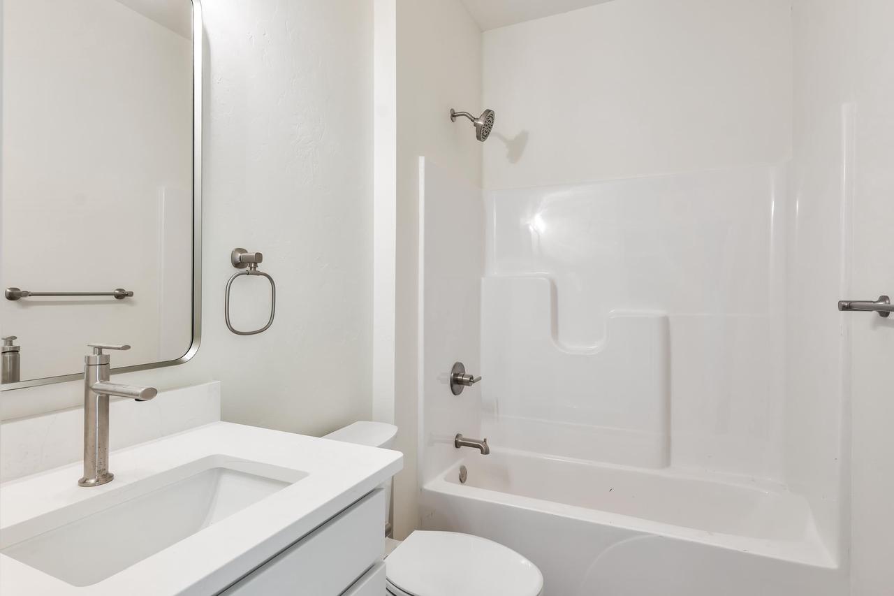 754 Kensington Drive