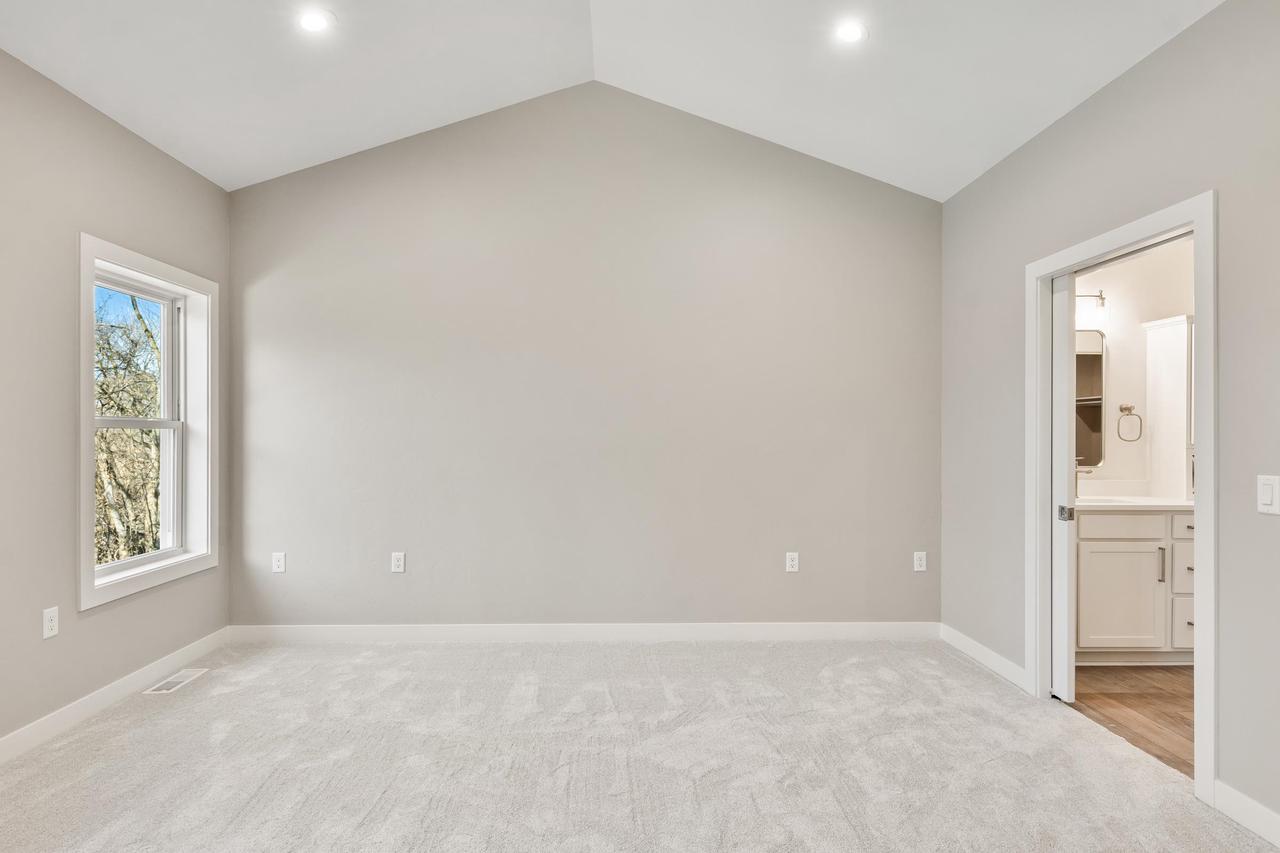 754 Kensington Drive