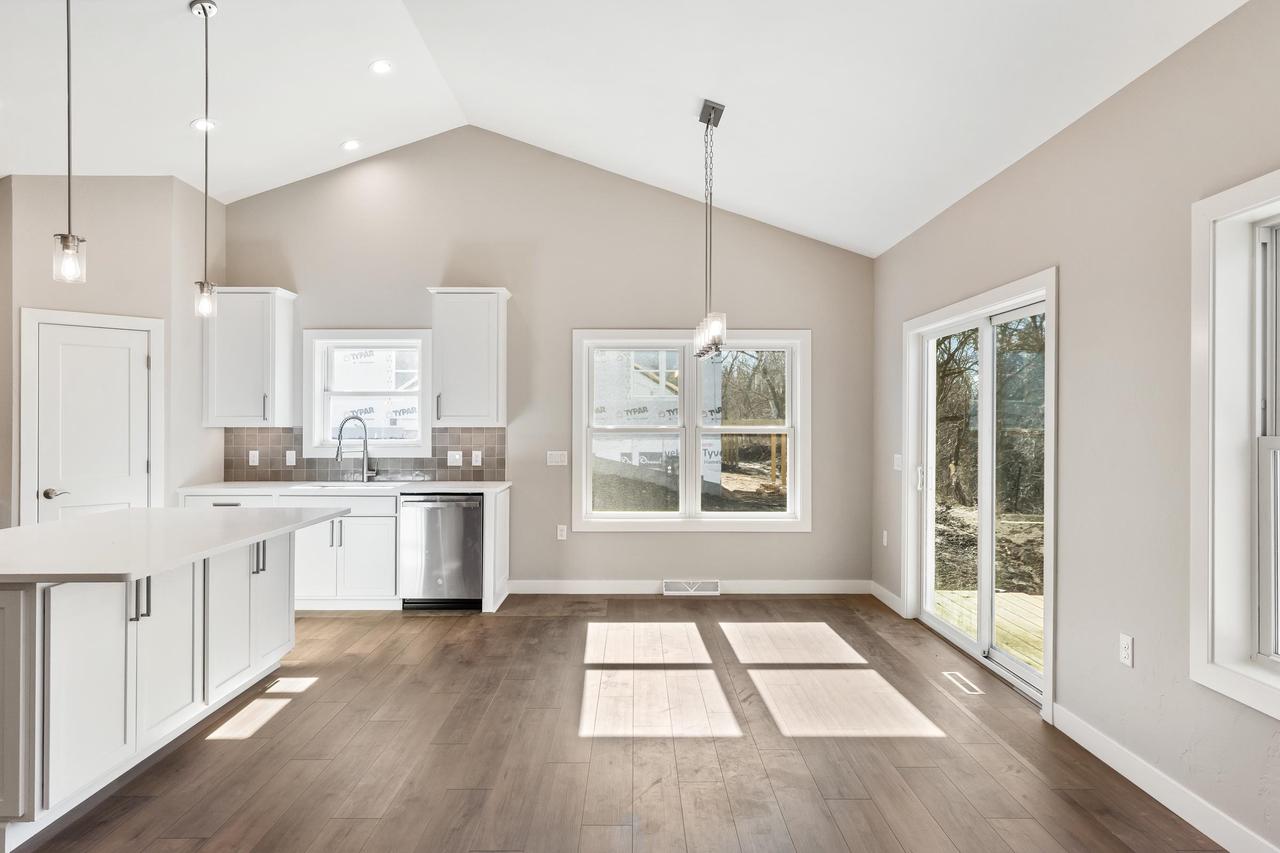 754 Kensington Drive