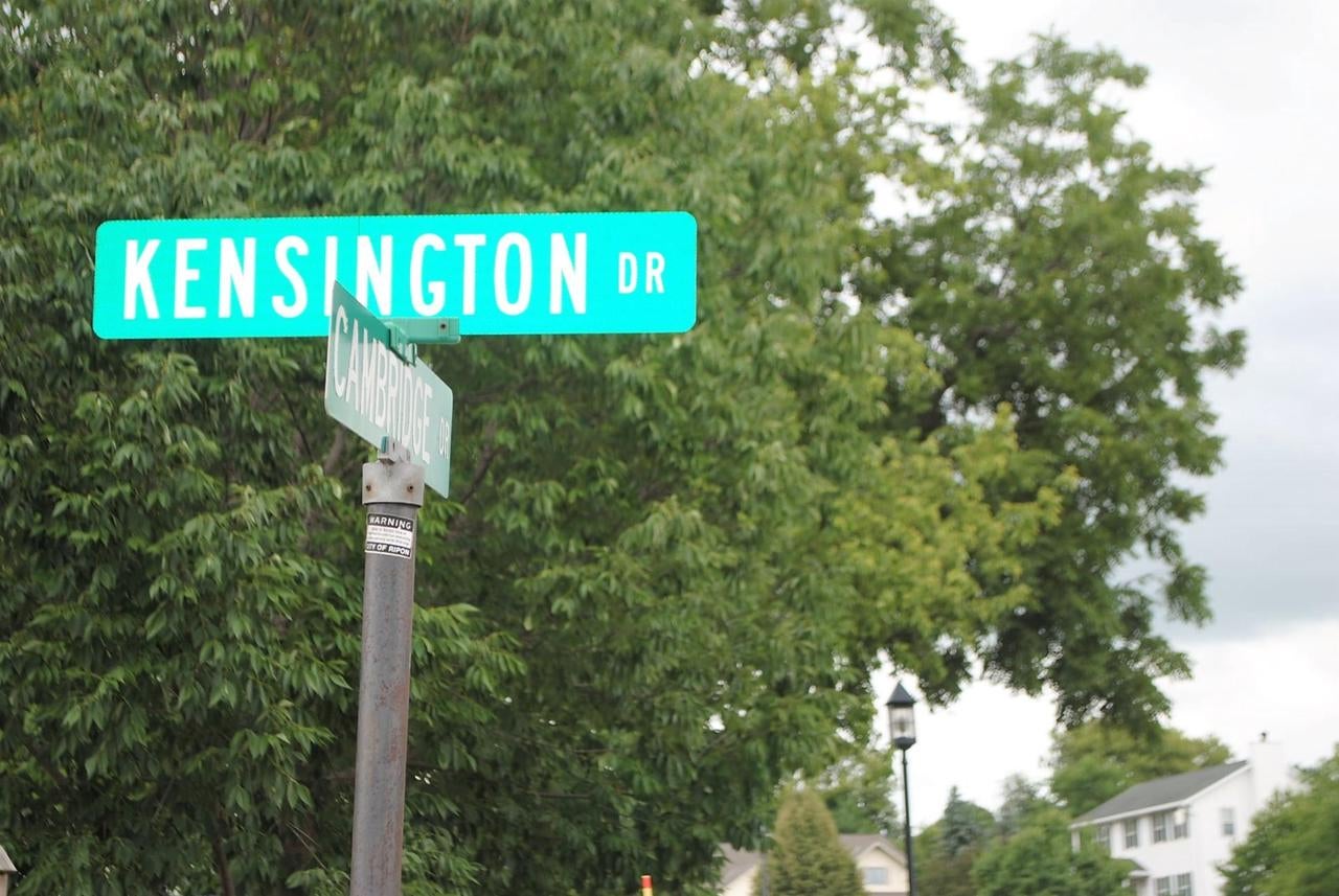 742 Kensington Drive