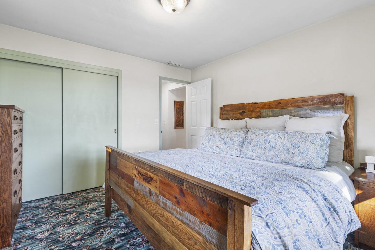 W3385 & W3380 Orchard Avenue