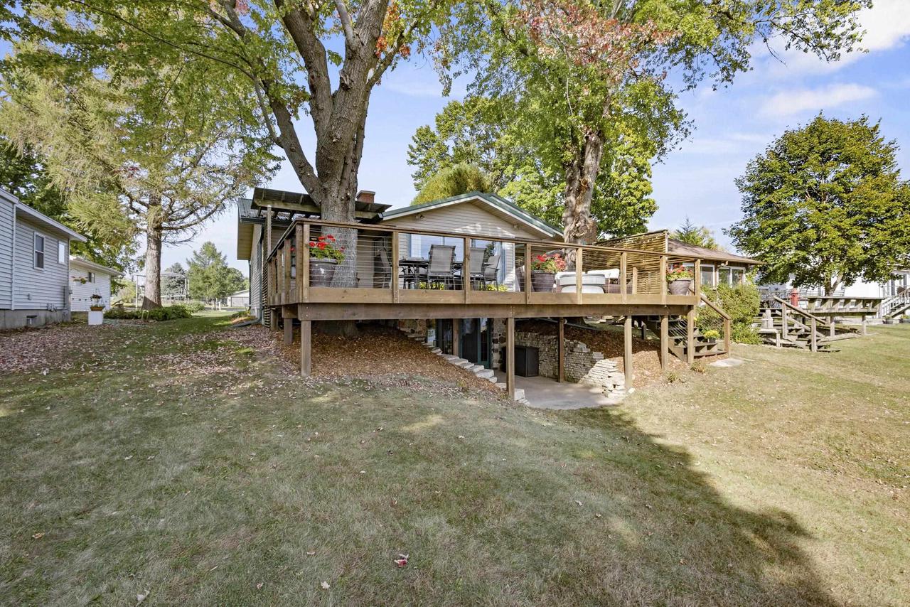 W3385 & W3380 Orchard Avenue