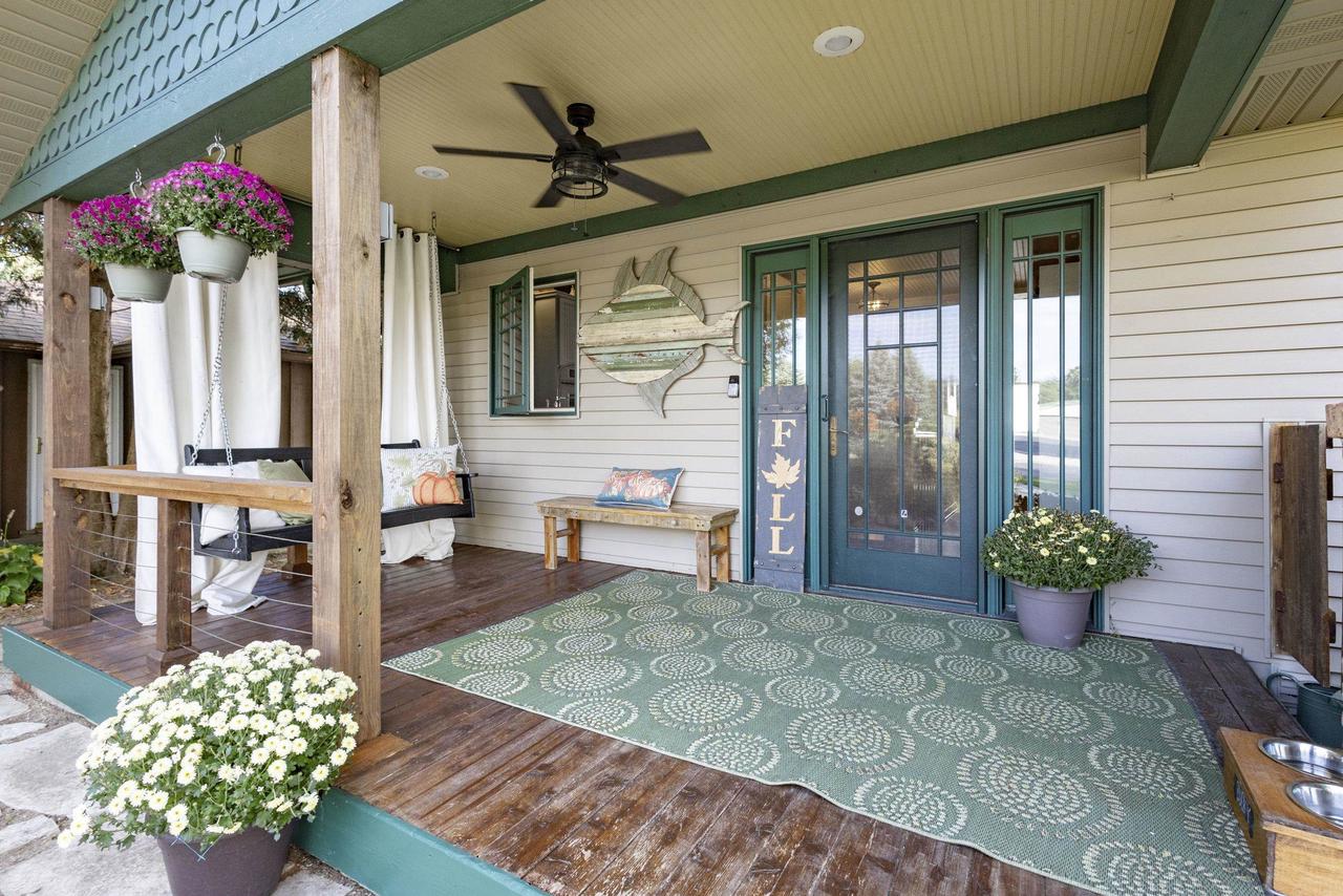 W3385 & W3380 Orchard Avenue