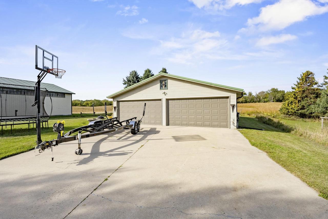 W3385 & W3380 Orchard Avenue