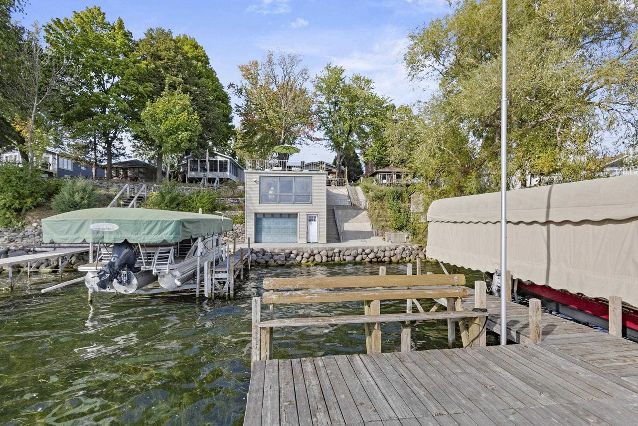 W3385 & W3380 Orchard Avenue