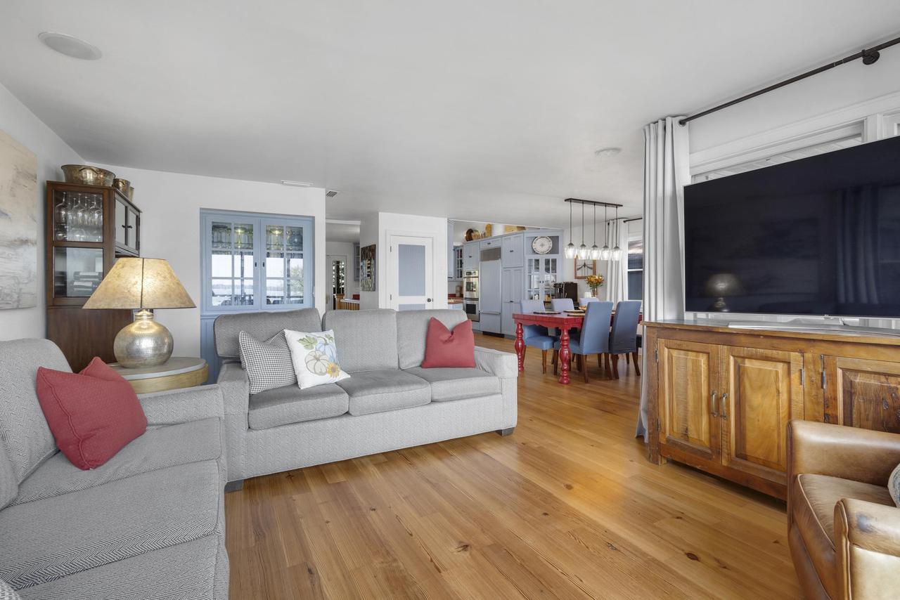 W3385 & W3380 Orchard Avenue