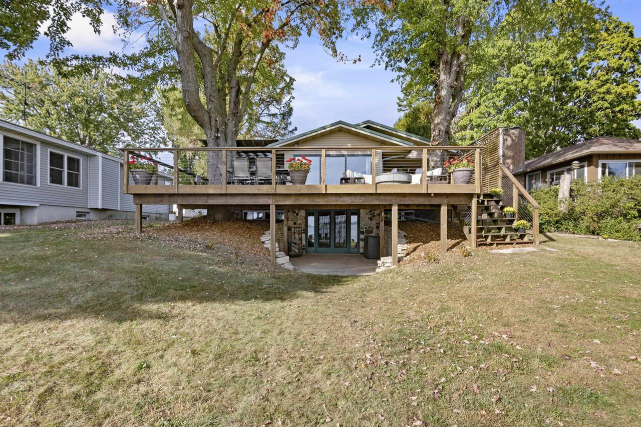 W3385 & W3380 Orchard Avenue