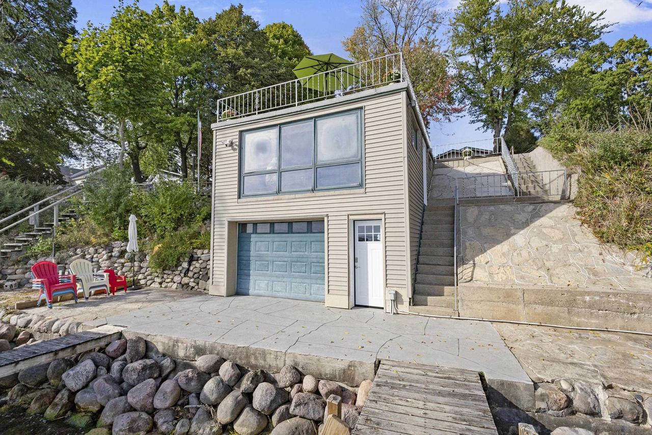 W3385 & W3380 Orchard Avenue