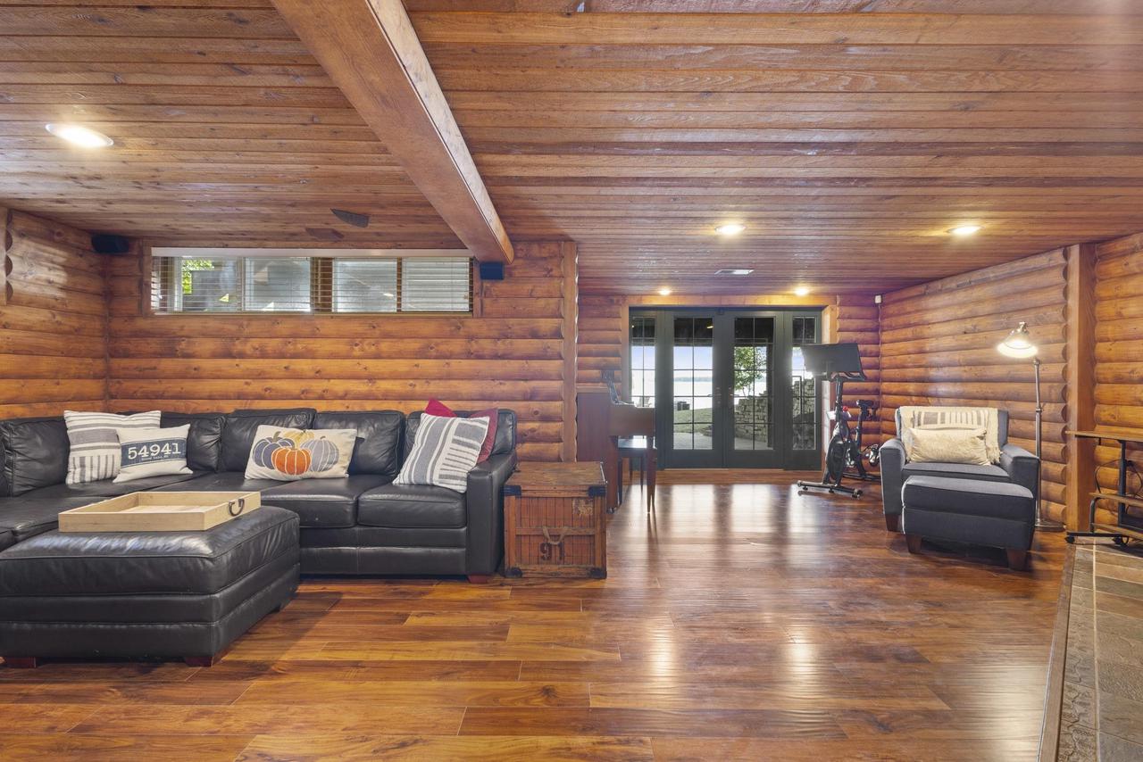 W3385 & W3380 Orchard Avenue