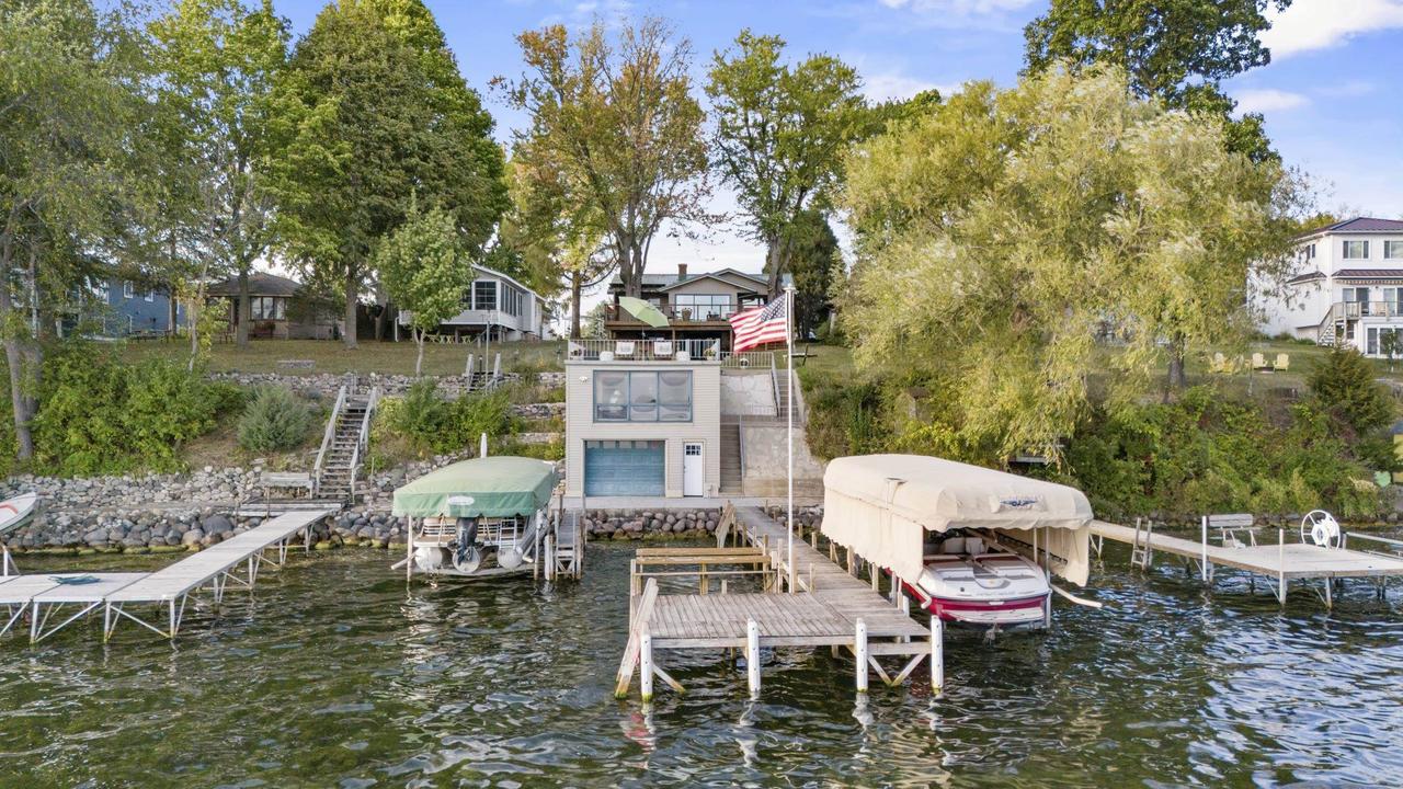 W3385 & W3380 Orchard Avenue