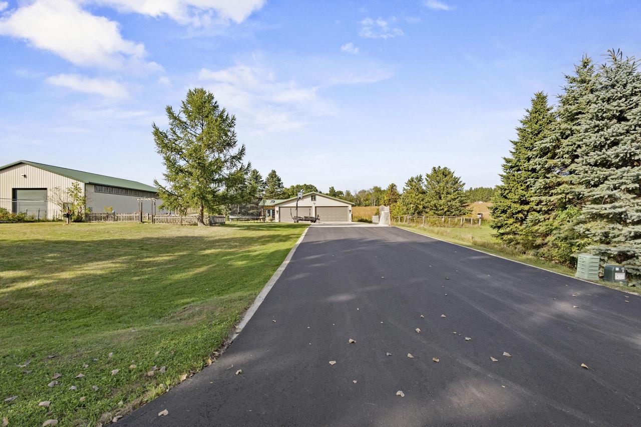 W3385 & W3380 Orchard Avenue