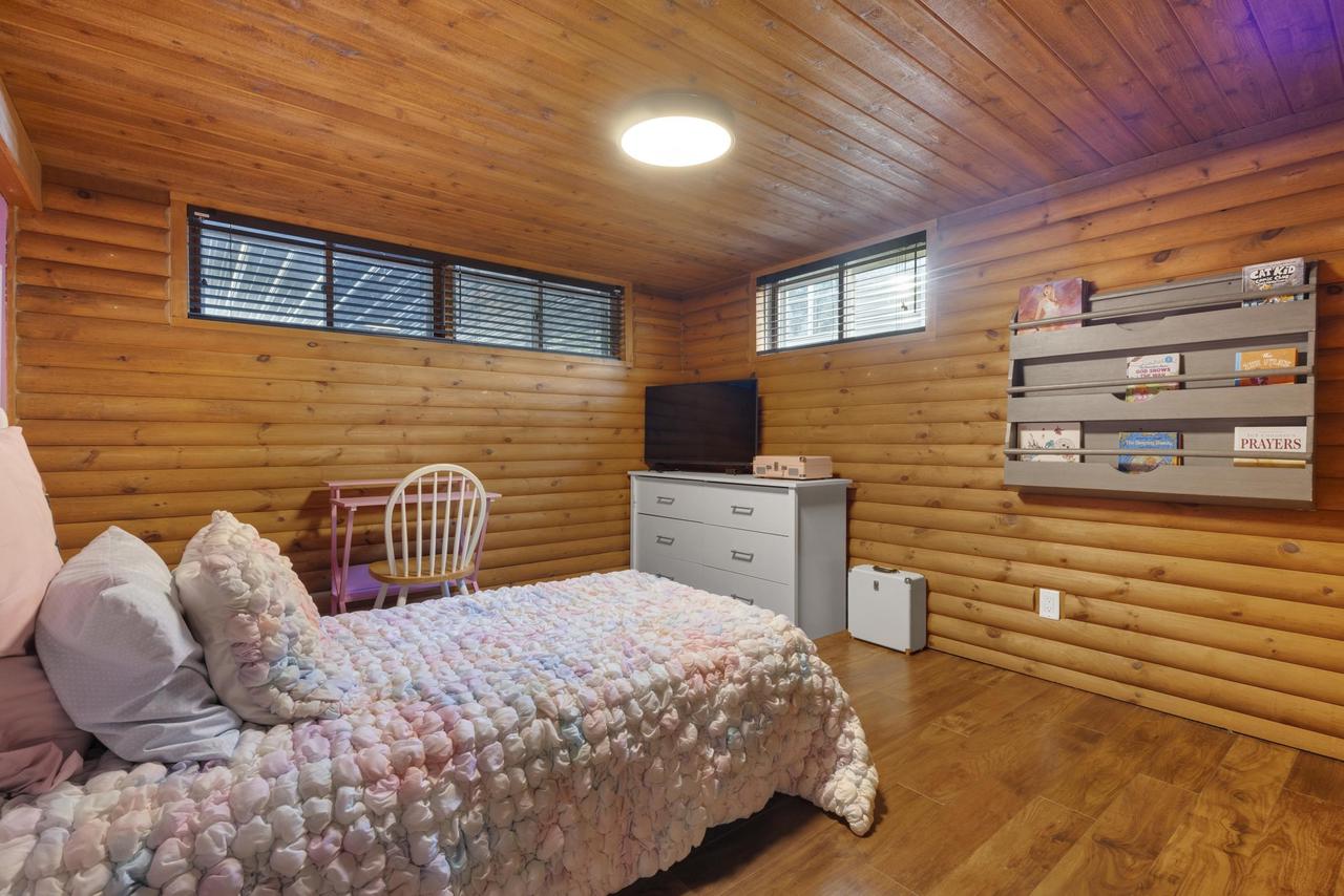 W3385 & W3380 Orchard Avenue