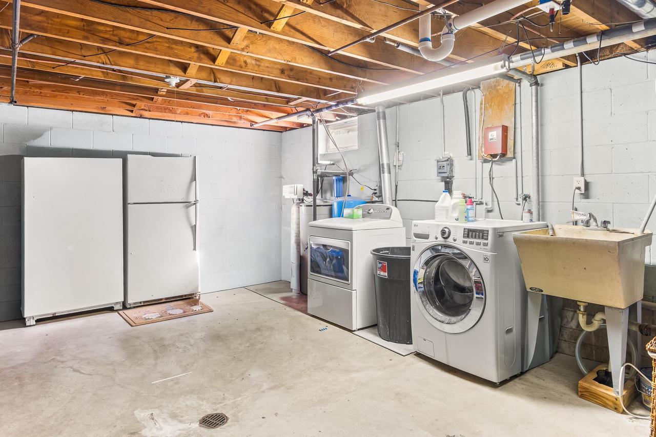 W1465 Spring Grove Road