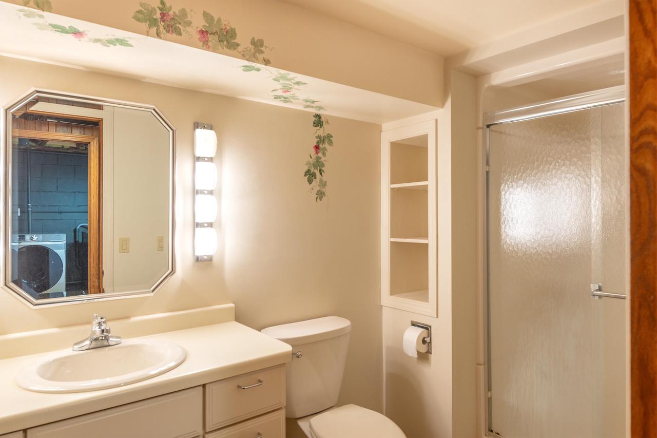 1319 East Harding Drive