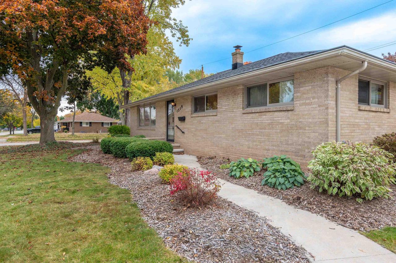 1319 East Harding Drive