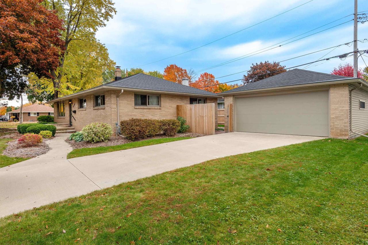 1319 East Harding Drive