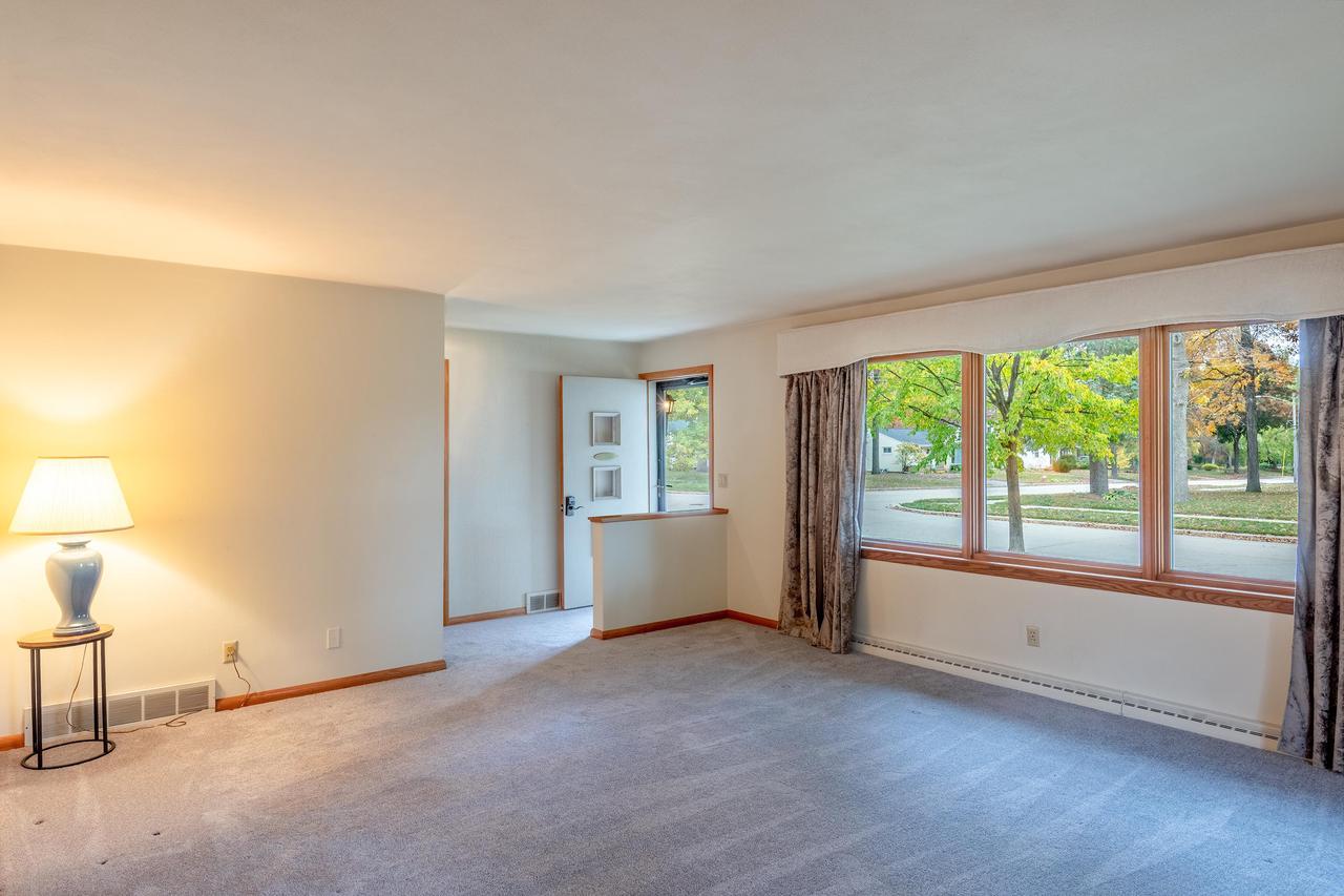 1319 East Harding Drive