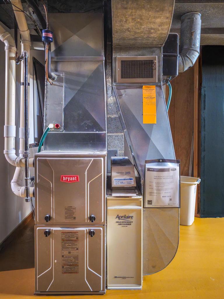 1319 East Harding Drive