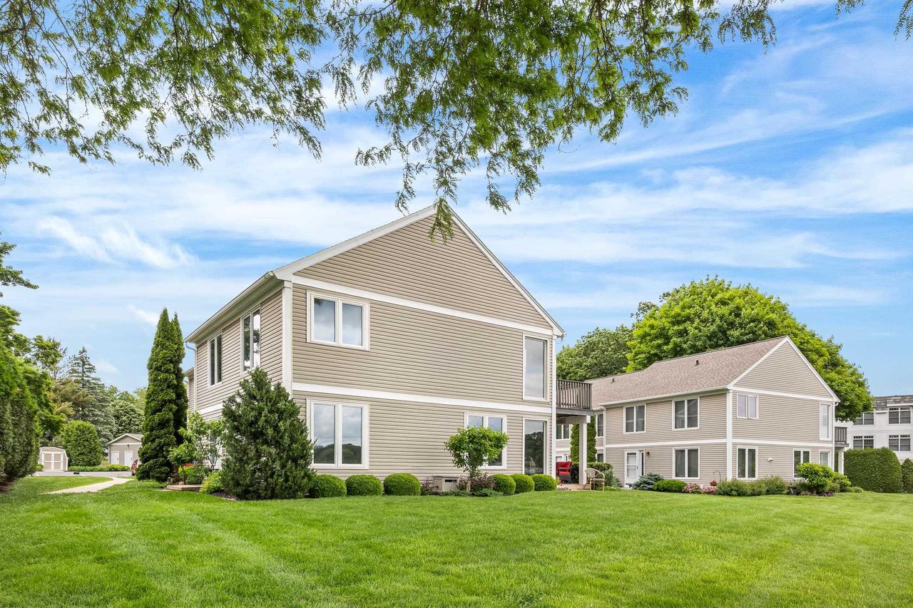 490 South Lawson Drive B1