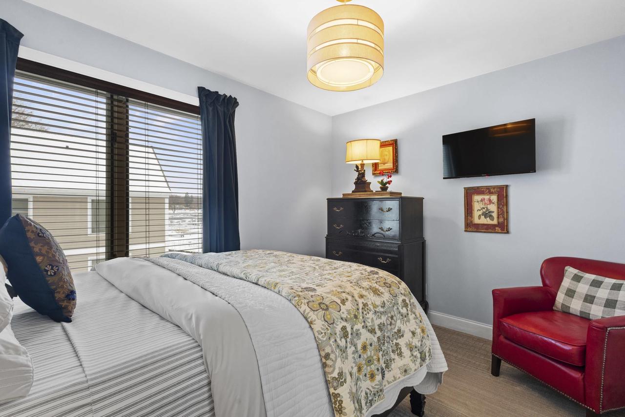 490 South Lawson Drive B1