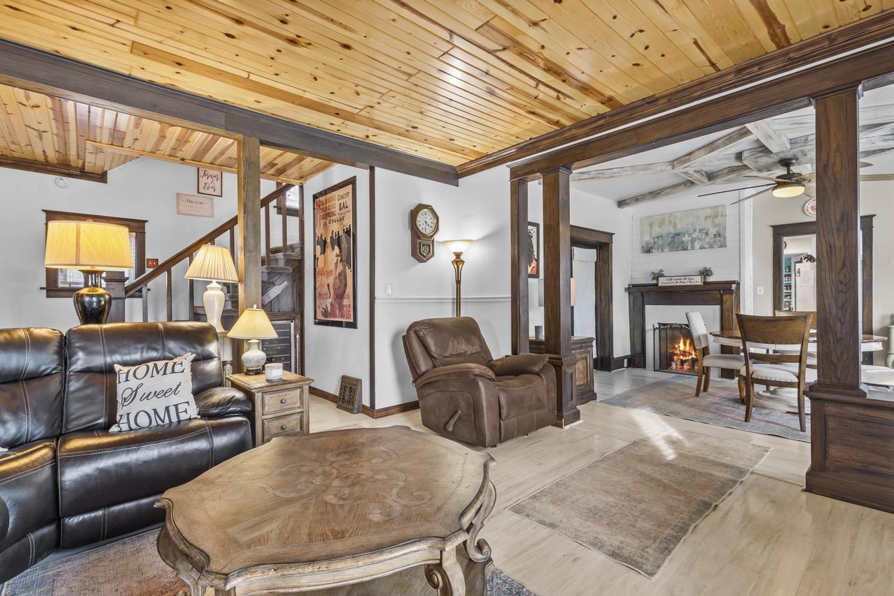 602 West Main Street