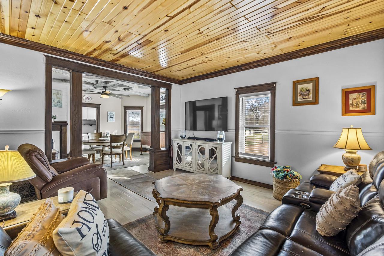 602 West Main Street