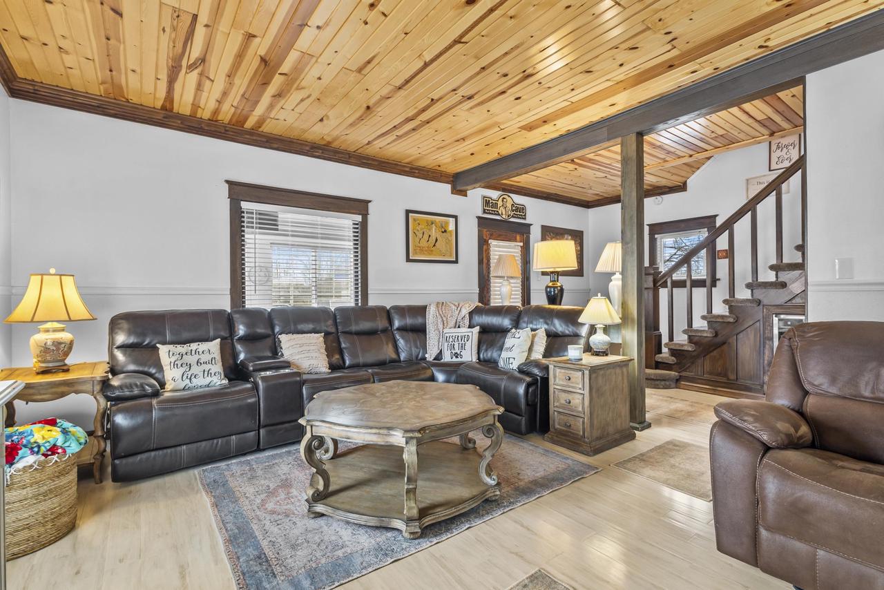 602 West Main Street