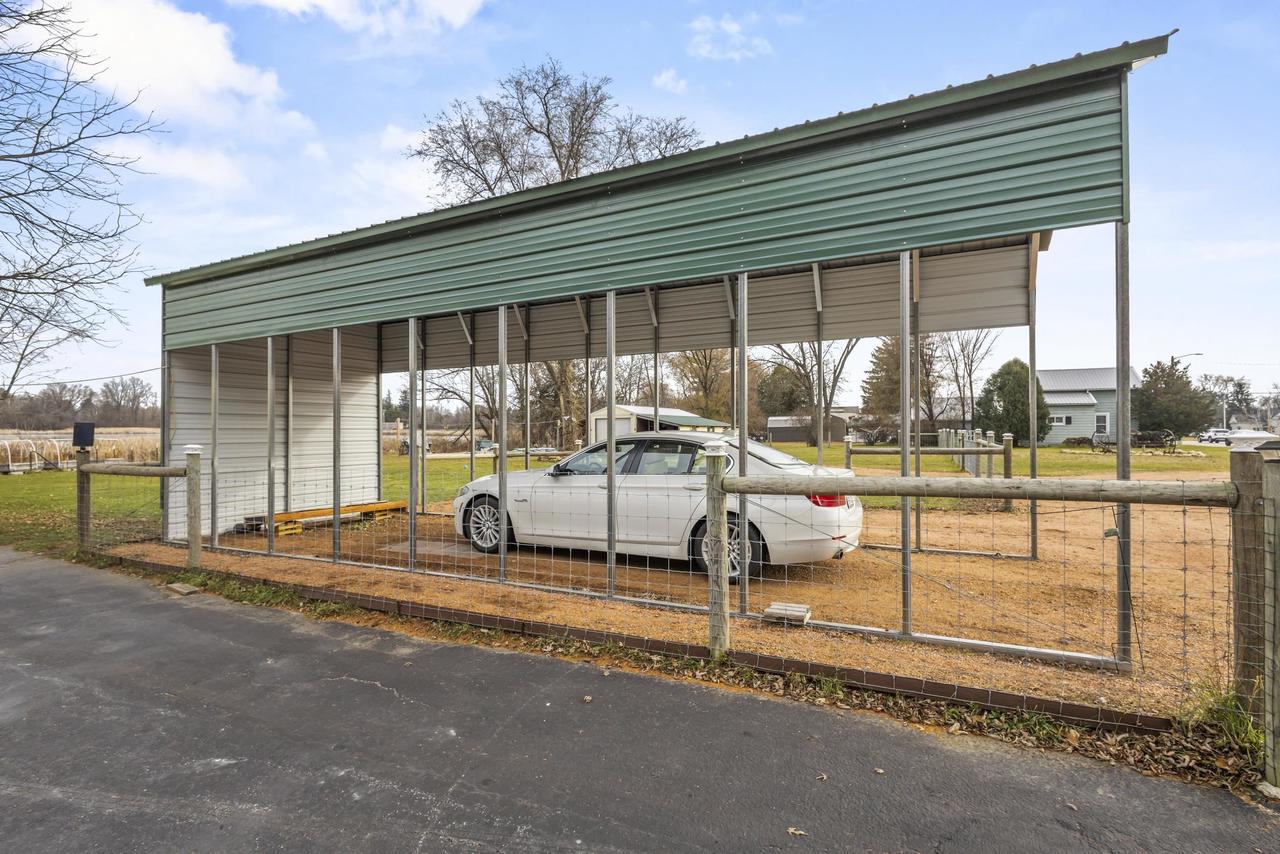 602 West Main Street