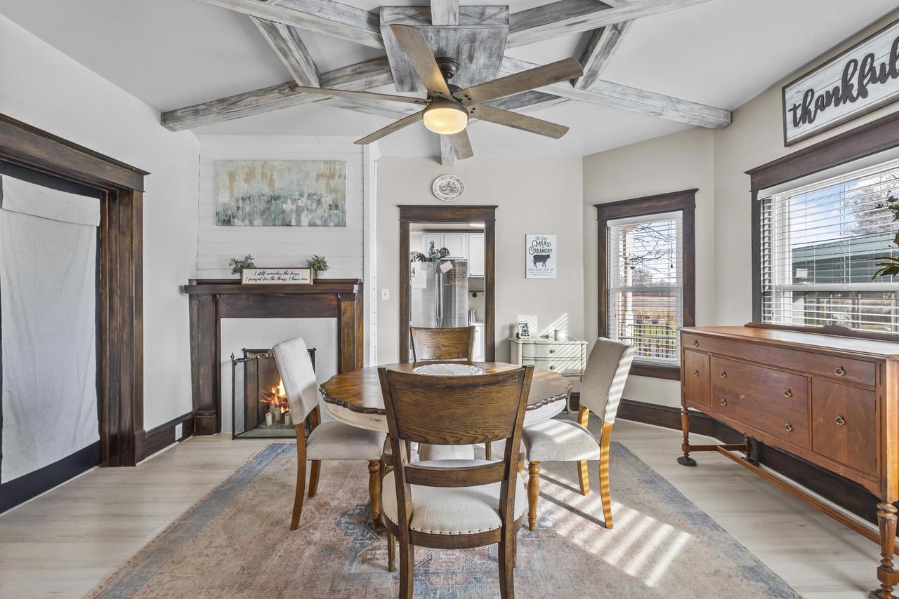 602 West Main Street