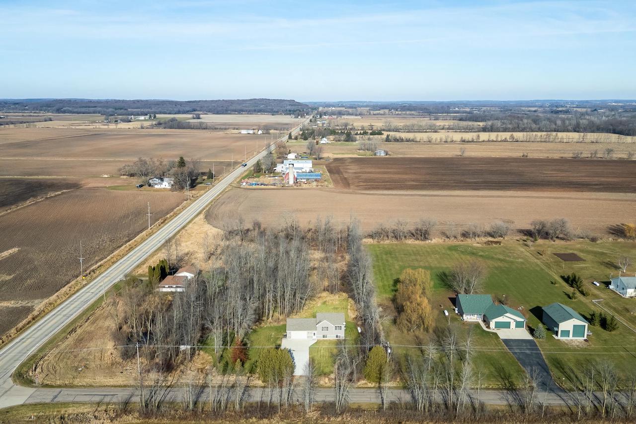 W2078 Buttercup Avenue