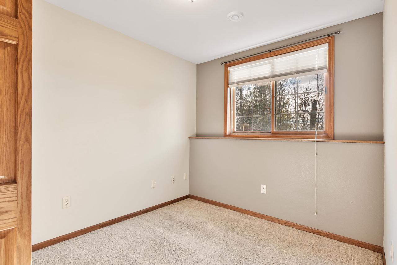 W2078 Buttercup Avenue