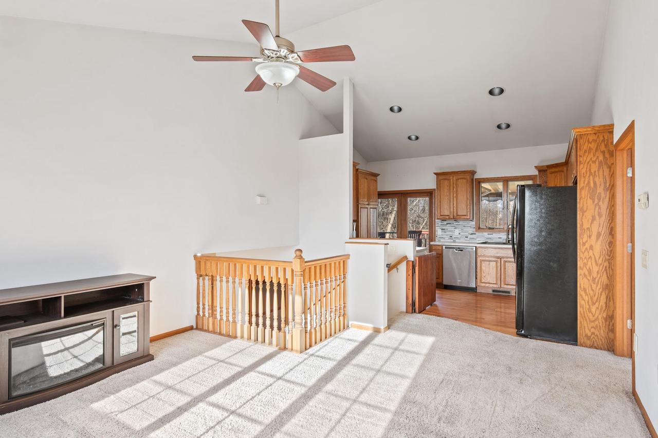 W2078 Buttercup Avenue