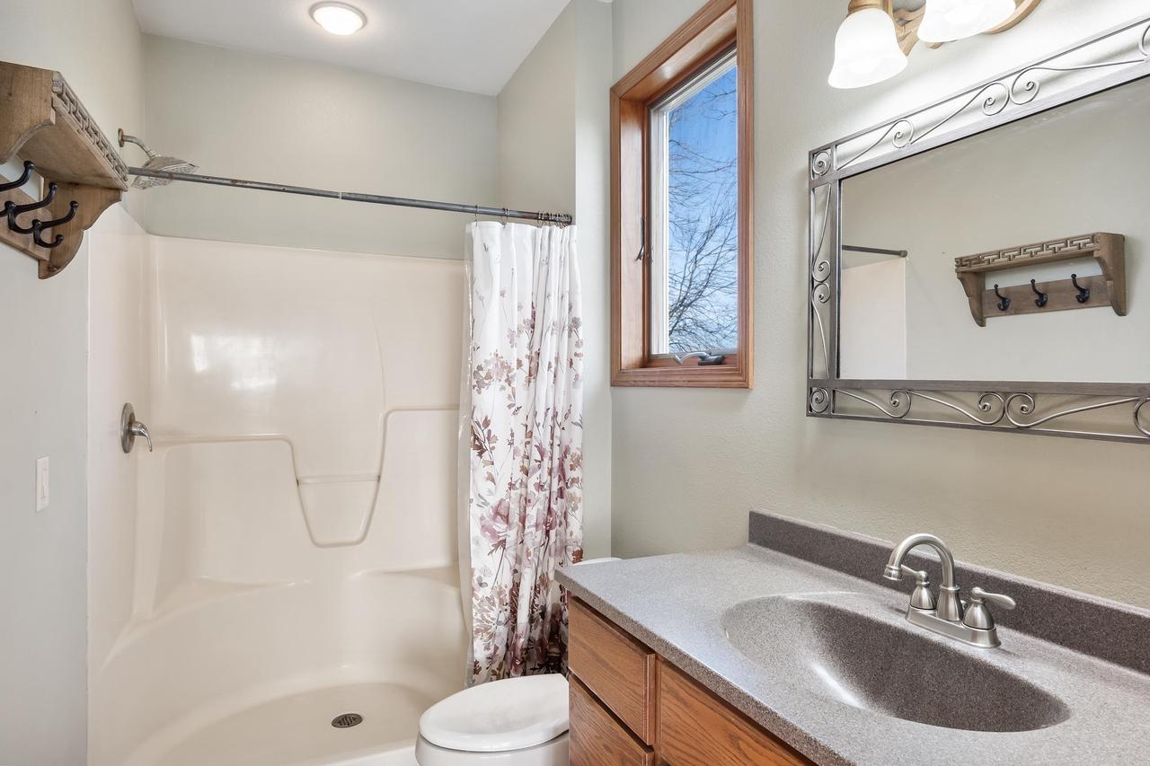 W2078 Buttercup Avenue