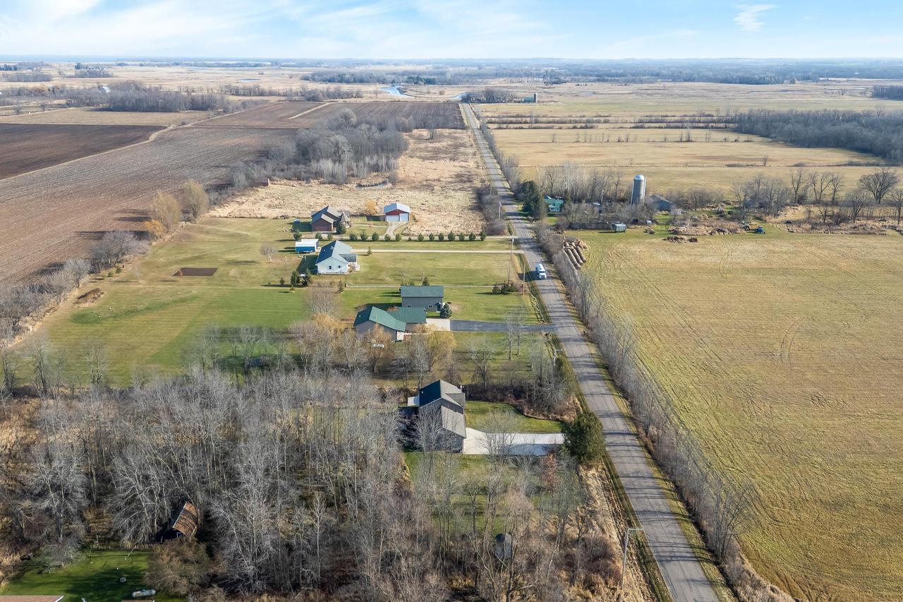 W2078 Buttercup Avenue