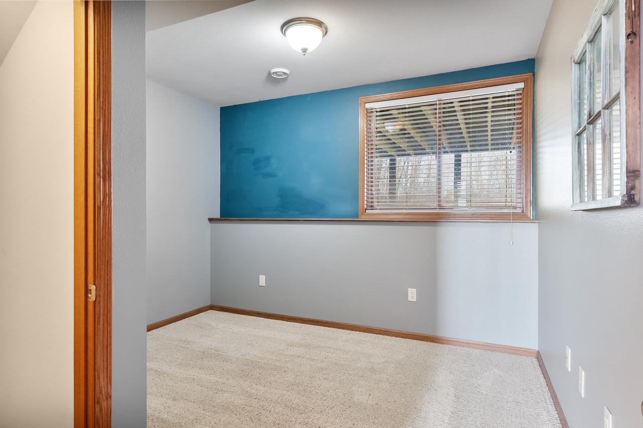 W2078 Buttercup Avenue