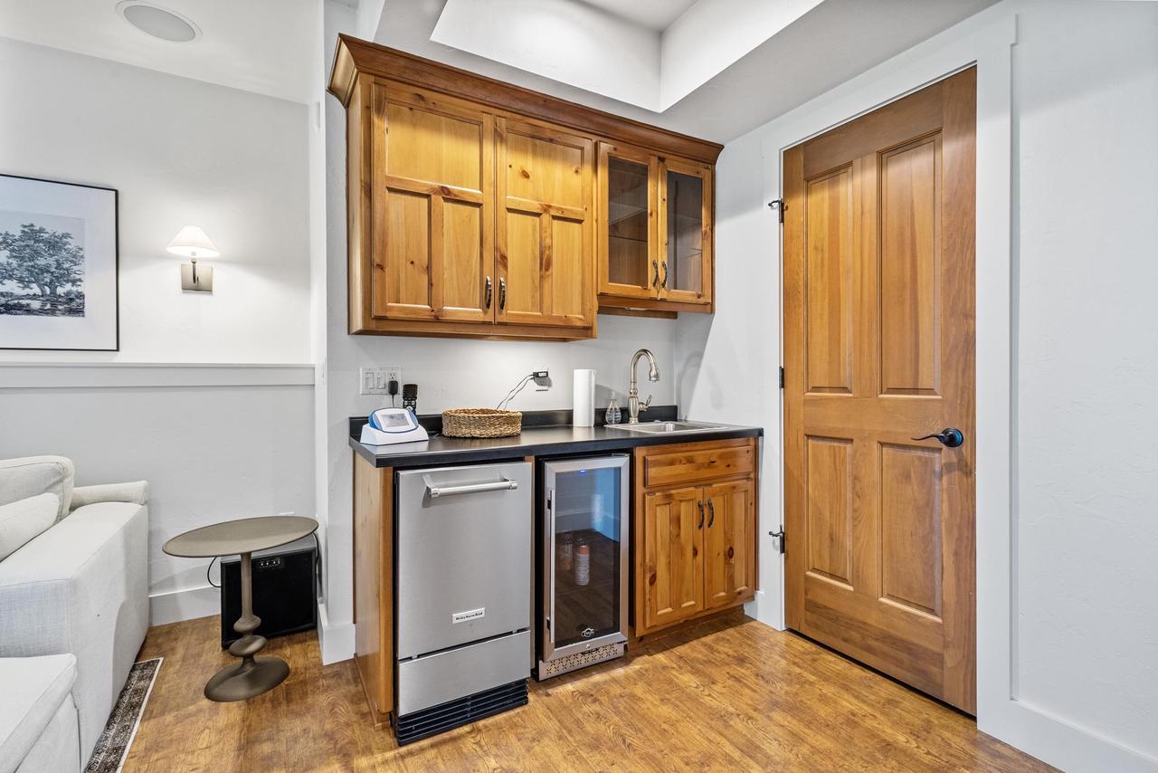 N5195 Forest Glen Beach Road