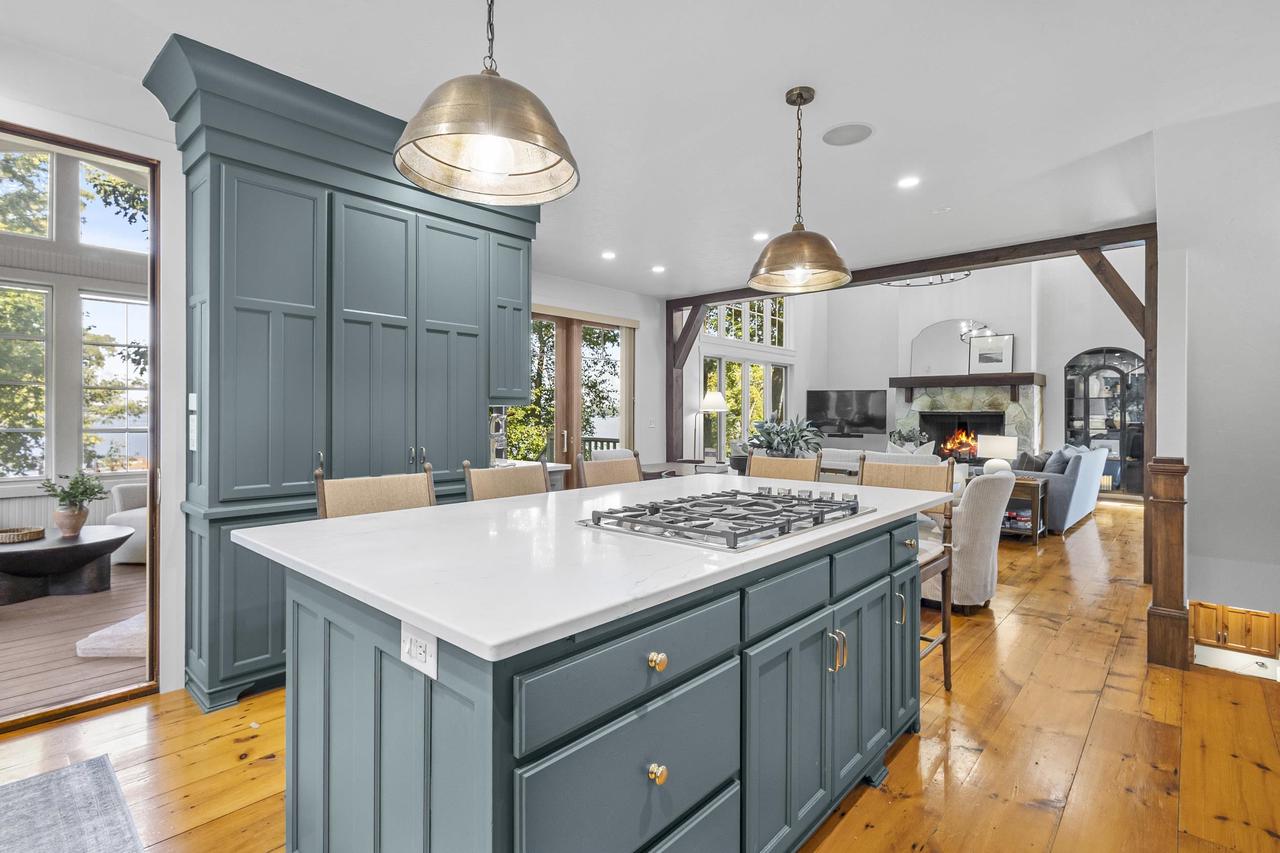 N5195 Forest Glen Beach Road